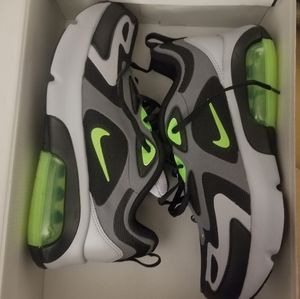 Boys Nike Air Max 200